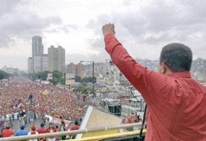 Hugo Chavez speaking to the people during the 2012 presidential election